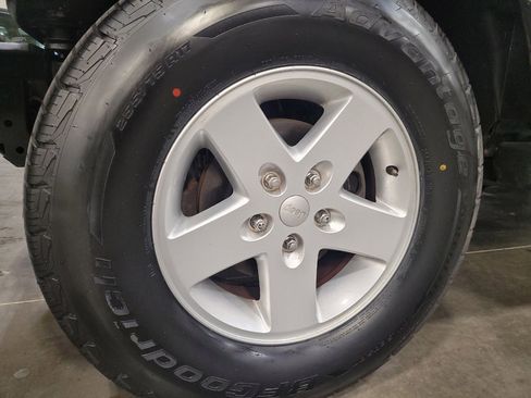 Used 2016 Jeep Wrangler Sport w/ Quick Order Package 24S image 31