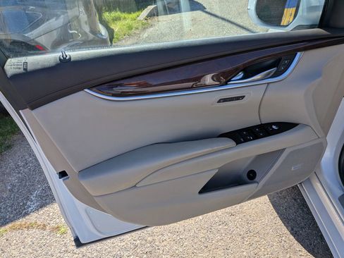 Used 2017 Cadillac XTS Luxury w/ Driver Awareness Package AWD/4WD image 25
