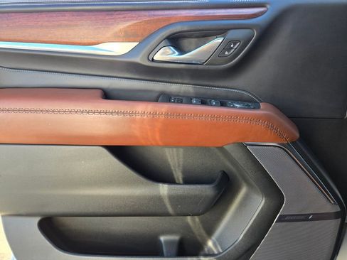 Used 2023 GMC Yukon XL Denali Ultimate image 20