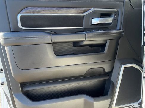 Used 2020 RAM 2500 Laramie image 12