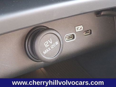 New 2026 Volvo XC40 B5 Plus w/ Protection Package Premier image 23