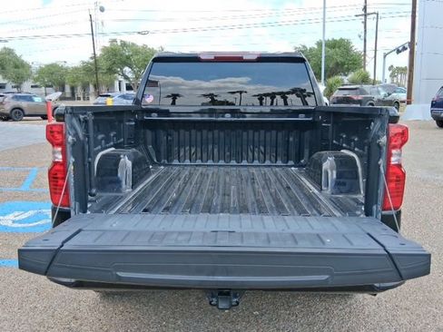 Used 2025 Chevrolet Silverado 1500 Custom w/ Turbomax Blackout Package image 8