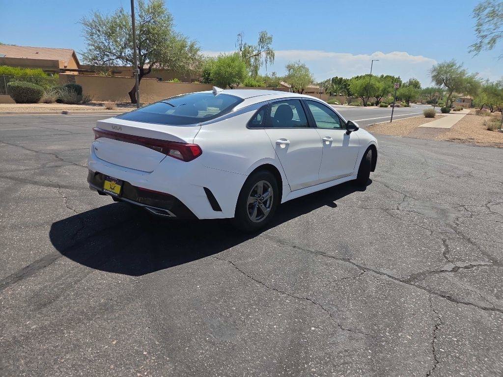 Used 2022 Kia K5 LXS FWD image 2