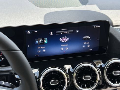 Certified 2026 Mercedes-Benz GLA 250 4MATIC image 18