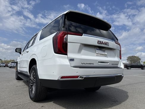 New 2026 GMC Yukon XL Elevation w/ Elevation Premium Package image 8