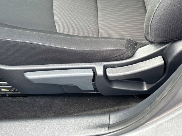 Used 2025 Nissan Sentra SV FWD image 22