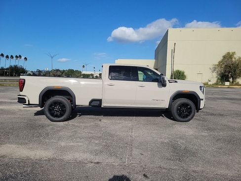 New 2026 GMC Sierra 3500 AT4 w/ AT4 Premium Plus Package image 4