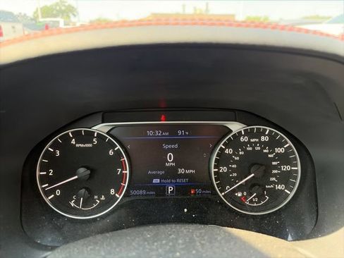 Used 2022 Nissan Altima 2.5 SR FWD image 7