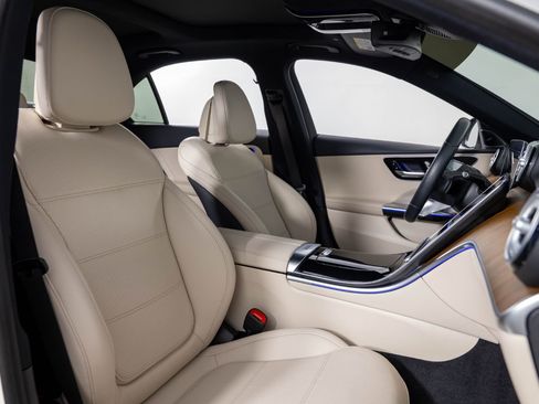 Used 2022 Mercedes-Benz C 300 4MATIC Sedan image 27