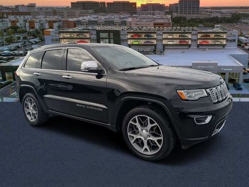 Used 2020 Jeep Grand Cherokee Overland RWD image 1