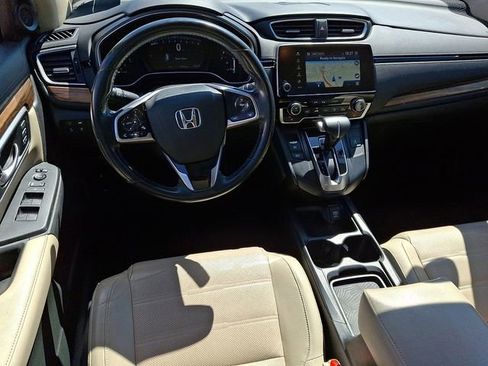 Used 2019 Honda CR-V Touring image 2