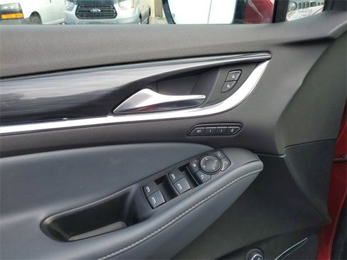 Used 2024 Buick Enclave Premium image 22