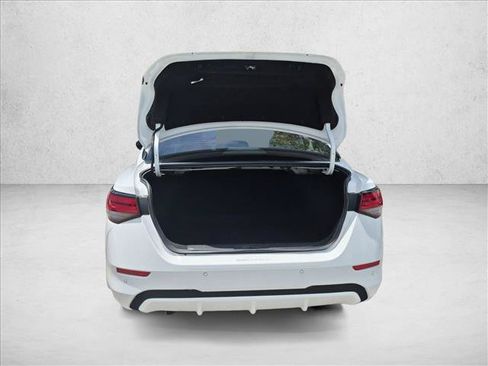 Certified 2025 Nissan Sentra S FWD image 6