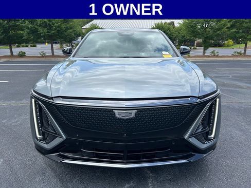 Used 2024 Cadillac Lyriq Sport RWD image 11