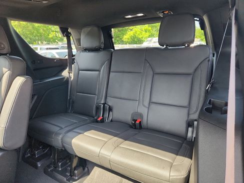 Used 2023 Chevrolet Tahoe Z71 AWD/4WD image 10