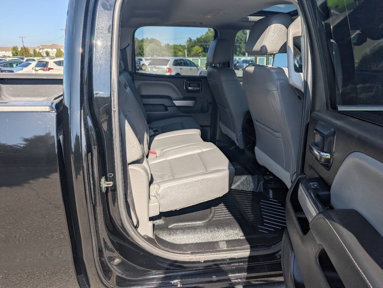 Used 2019 Chevrolet Silverado 2500 LTZ w/ Duramax Plus Package AWD/4WD image 11