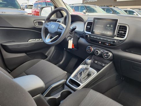 New 2026 Hyundai Venue SE image 23