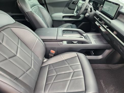New 2027 Kia Telluride SX X-Line w/ Towing Package AWD/4WD image 11