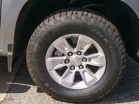 Used 2023 Chevrolet Silverado 1500 LT w/ Convenience Package II image 5