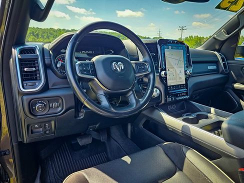 Used 2023 RAM 1500 Laramie AWD/4WD image 17