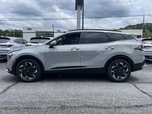 Certified 2024 Kia Sportage SX FWD image 2