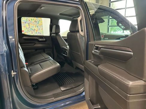 Used 2022 Chevrolet Silverado 1500 LTZ w/ Max Trailering Package AWD/4WD image 12