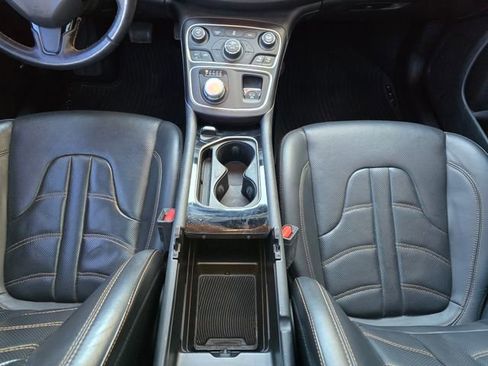 Used 2017 Chrysler 200 S w/ Navigation & Sound Group I image 40