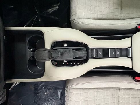 Used 2025 Honda HR-V LX image 22