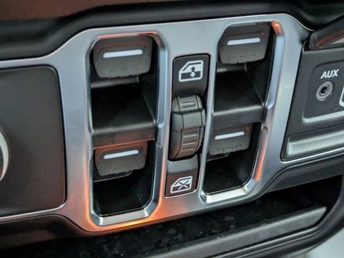 New 2026 Jeep Wrangler Sport S image 20