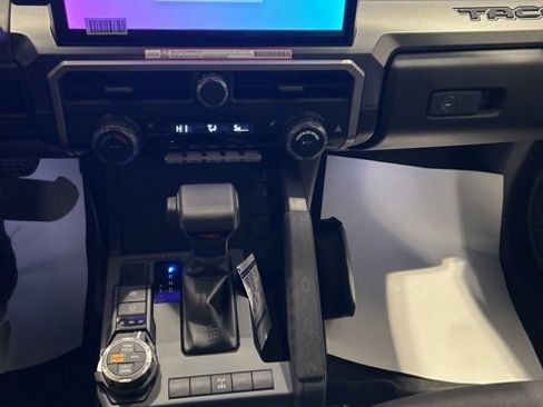 New 2025 Toyota Tacoma TRD Off-Road image 13