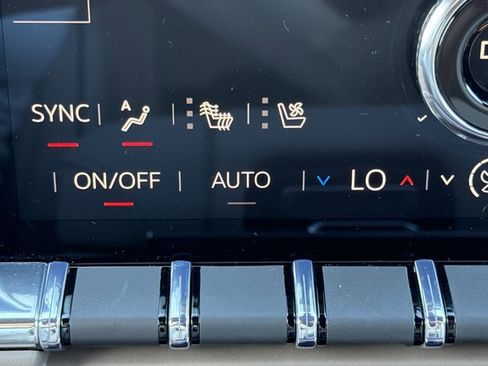 New 2026 GMC Yukon Denali w/ LPO, Floor Liner Package AWD/4WD image 20