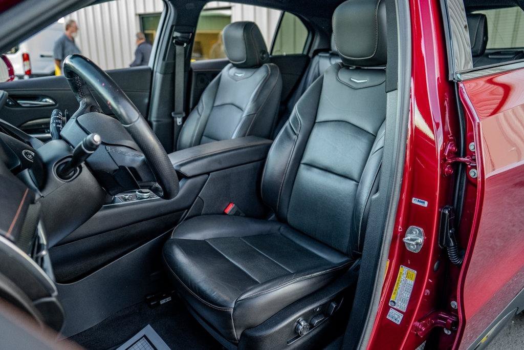 Used 2019 Cadillac XT4 Sport FWD image 14