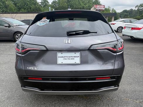 Used 2023 Honda HR-V EX-L image 5