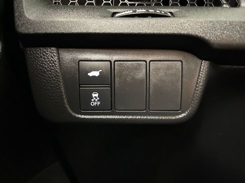 Used 2025 Honda CR-V Sport-L image 28