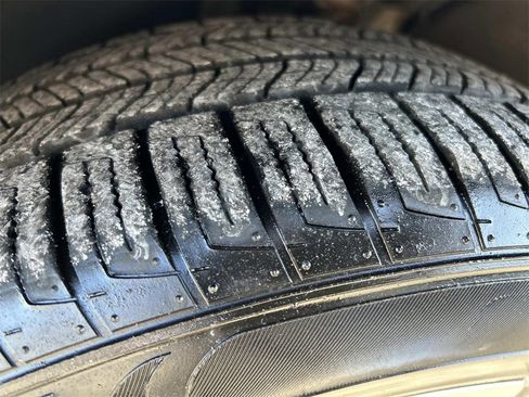 Used 2020 Honda Accord EX-L image 10