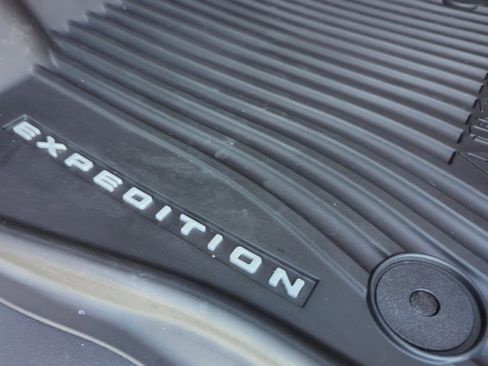 New 2025 Ford Expedition Max King Ranch image 15