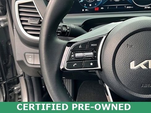 Certified 2024 Kia Seltos EX image 16
