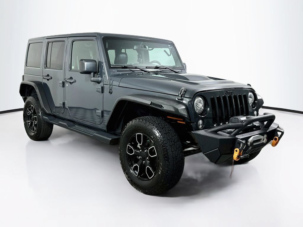 Used 2018 Jeep Wrangler Unlimited Sahara AWD/4WD image 2