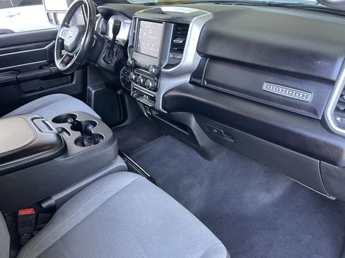 Used 2024 RAM 2500 Big Horn AWD/4WD image 24