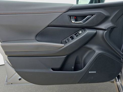 Used 2024 Subaru Crosstrek 2.5i Limited w/ Popular Package #3A image 29