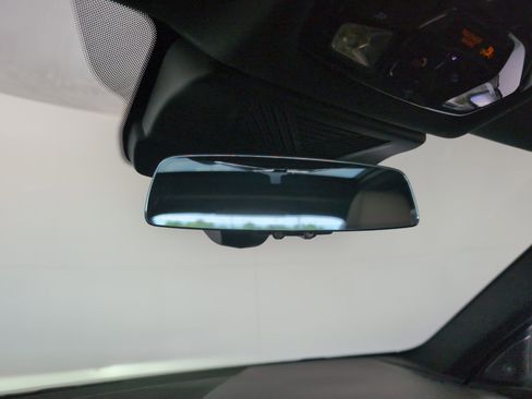 Used 2025 BMW 228i xDrive w/ Premium Package image 16