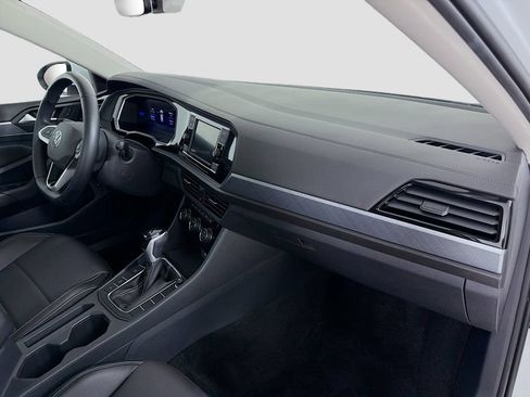 Used 2023 Volkswagen Jetta SE w/ Panoramic Sunroof Package FWD image 28