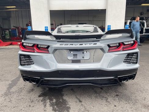 Used 2024 Chevrolet Corvette Stingray Premium Cpe w/ Z51 Performance Package image 7