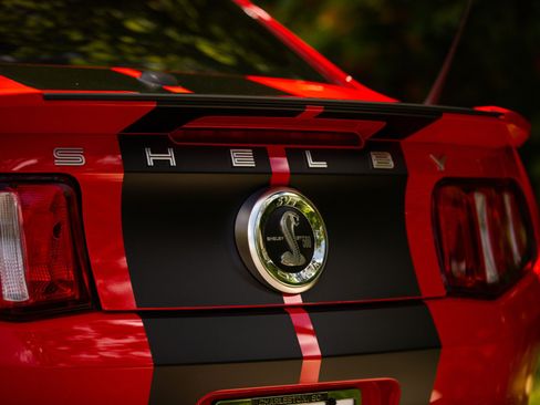 Used 2012 Ford Mustang Shelby GT500 RWD image 22