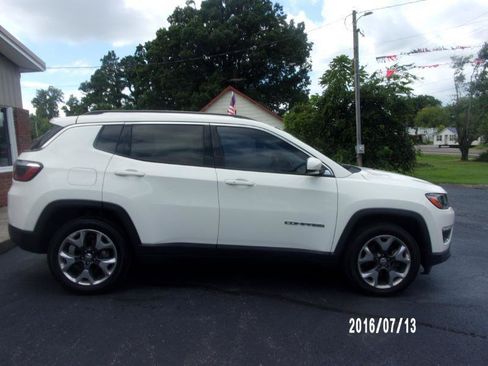 Used 2021 Jeep Compass Limited AWD/4WD image 4