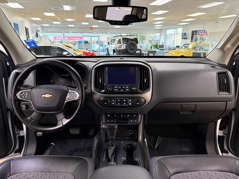 Used 2016 Chevrolet Colorado Z71 image 12