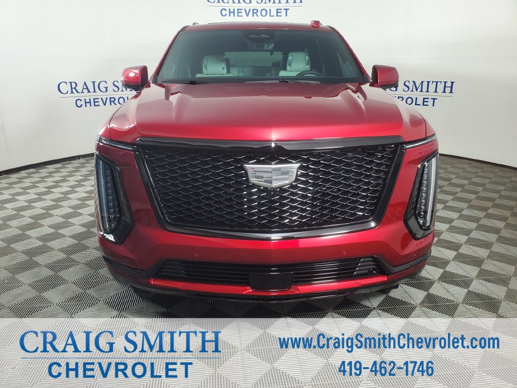 Used 2026 Cadillac Escalade Platinum Sport w/ LPO, ONYX Package AWD/4WD image 8