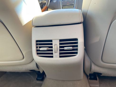 Used 2010 Lexus ES 350 image 25