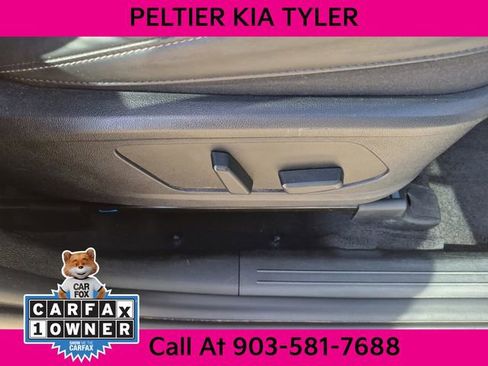 Certified 2023 Kia Sorento EX w/ Panoramic Sunroof Package image 16