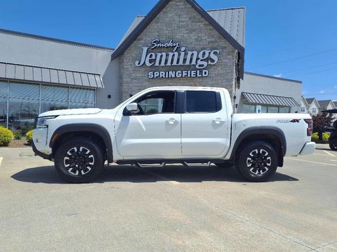 Used 2023 Nissan Frontier PRO-4X w/ Tow Package image 2